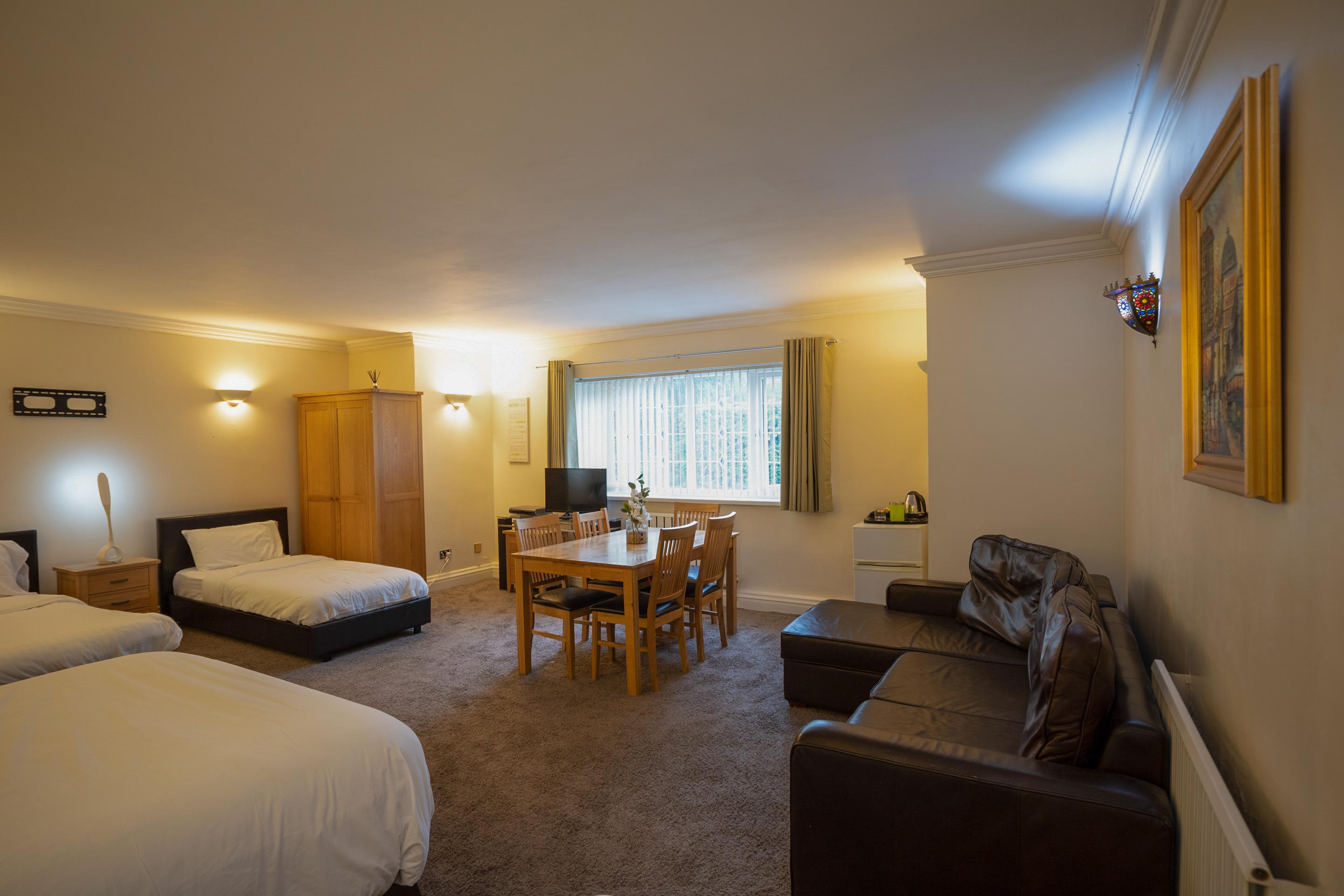 Oyo Oakcroft Guest House Manchester Airport Ringway Exterior foto